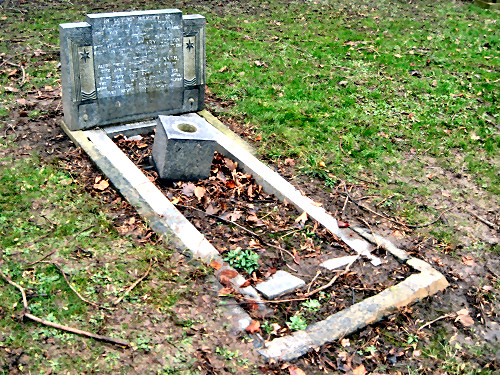 Grave